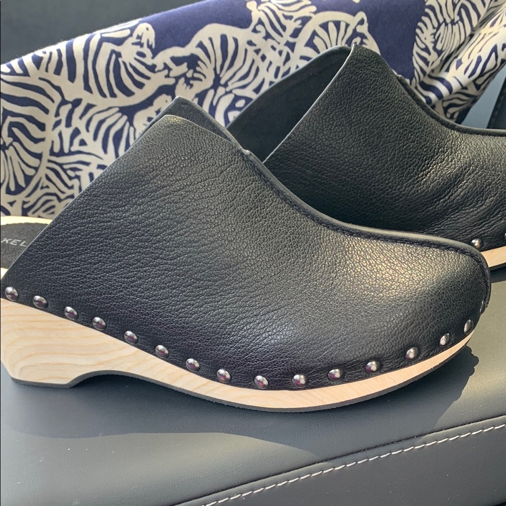 Kelsi Dagger Black Mules with Silver Studs nwot